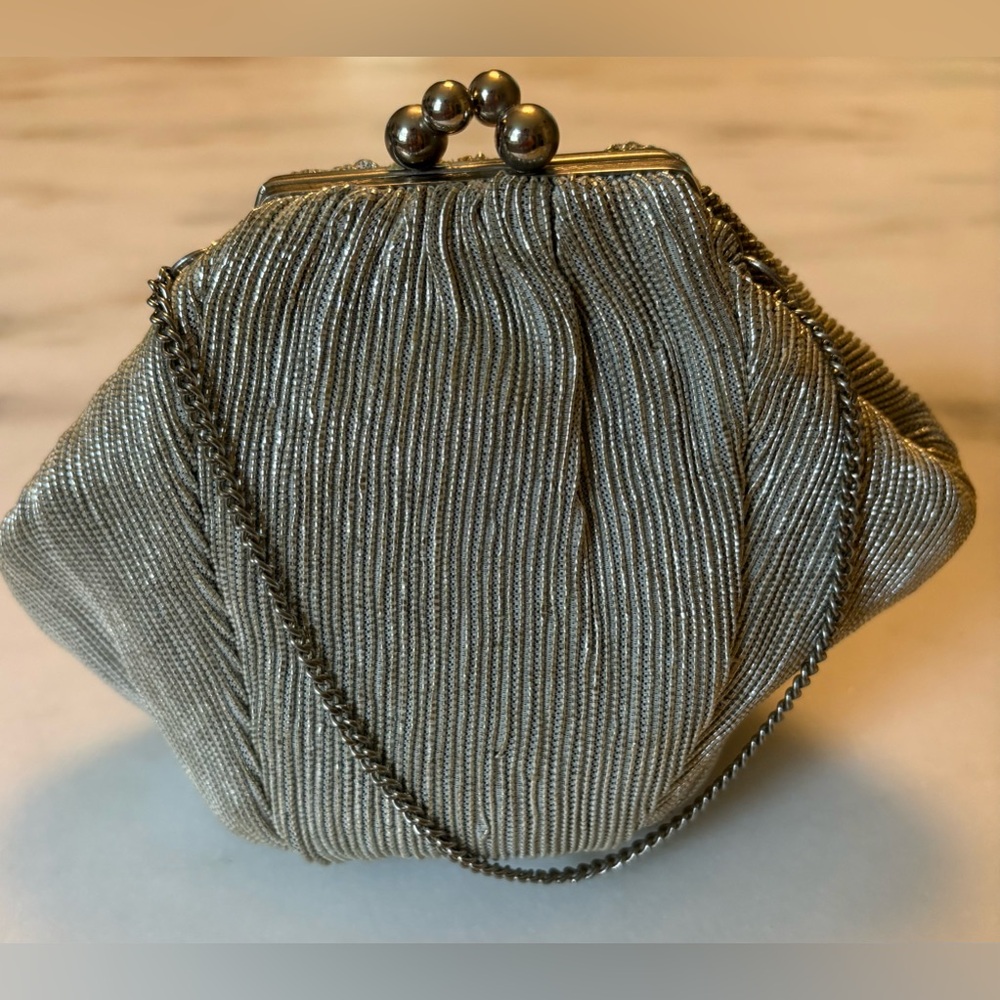 Vintage silver purse with chain